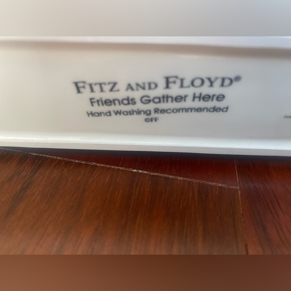 Christmas cat plates